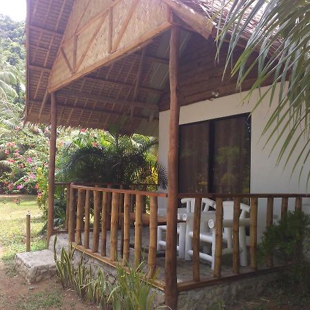 Garden Bay Beach Resort El Nido Bagian luar foto