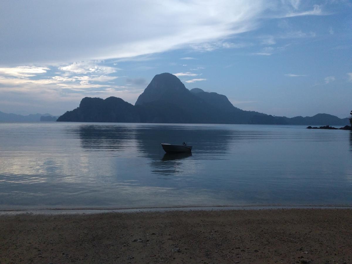 Garden Bay Beach Resort El Nido Bagian luar foto