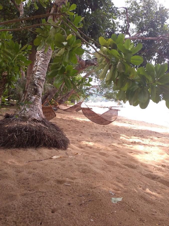 Garden Bay Beach Resort El Nido Bagian luar foto
