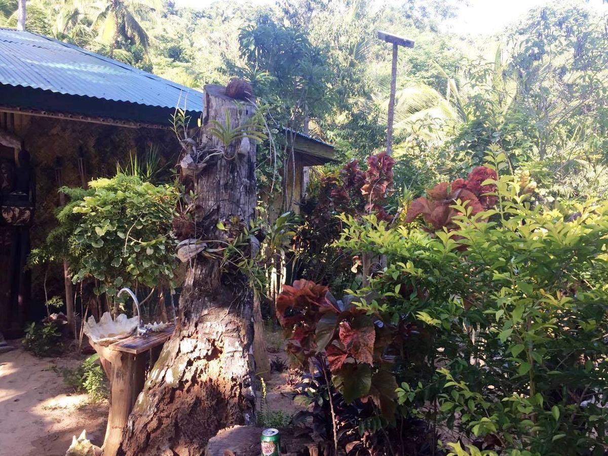 Garden Bay Beach Resort El Nido Bagian luar foto
