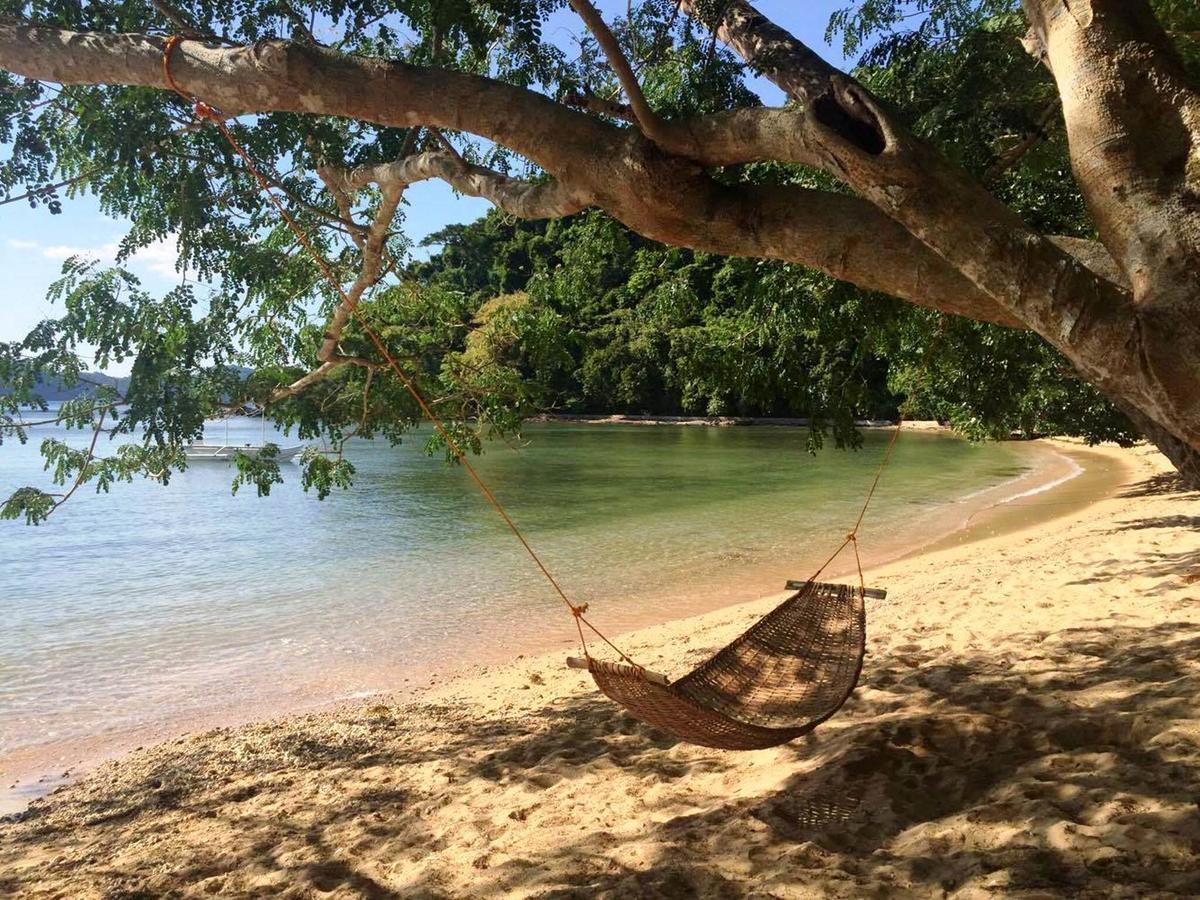 Garden Bay Beach Resort El Nido Bagian luar foto